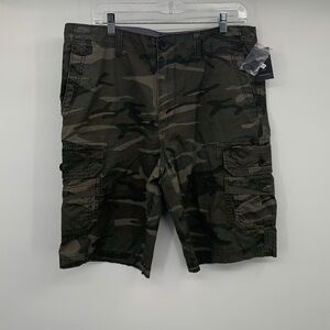 Union Fairview Camo Print Cargo Shorts Size 33
